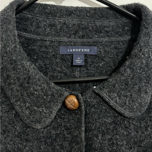 Gorgeous wool Lands' End Charcoal Button-Up Coat - Picture 2 of 4